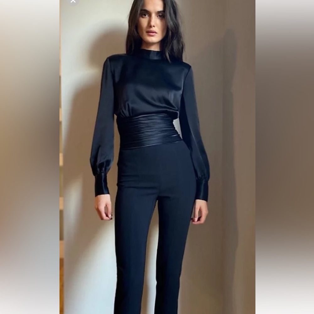 Aritzia Rosalia blouse